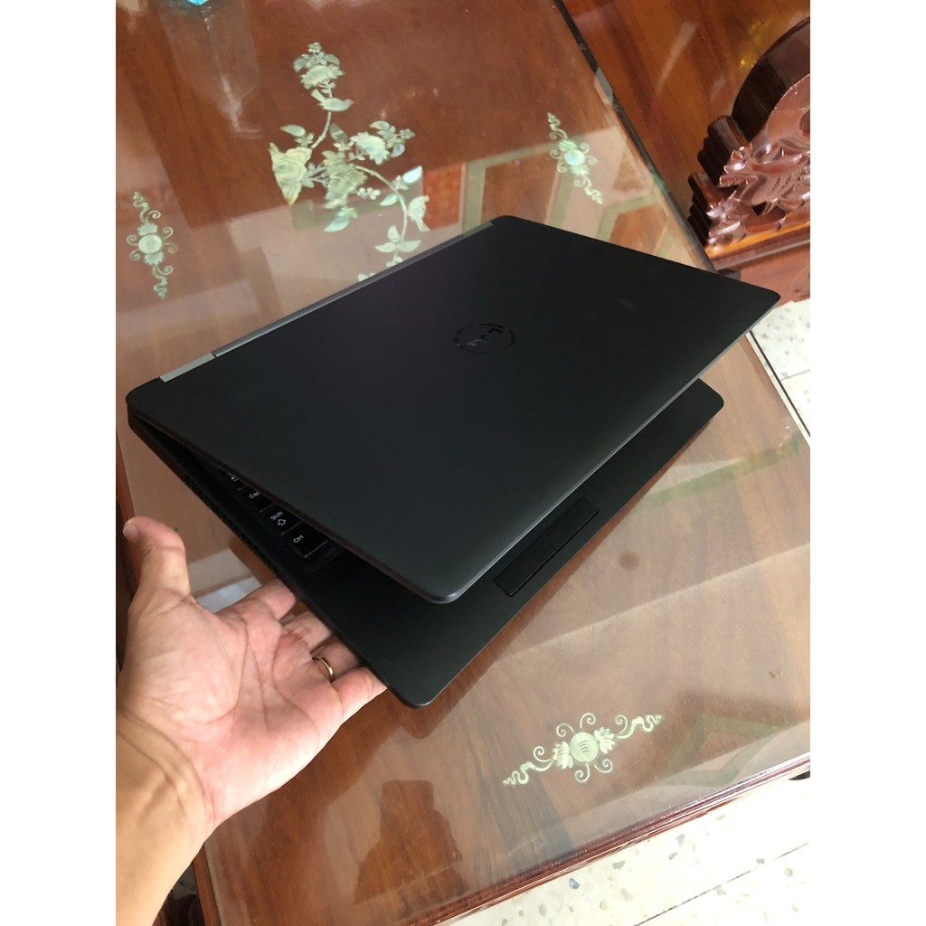 Bán Dell latitude E5570, I7, Vga rời rất mạnh giá bao sg nha | BigBuy360 - bigbuy360.vn