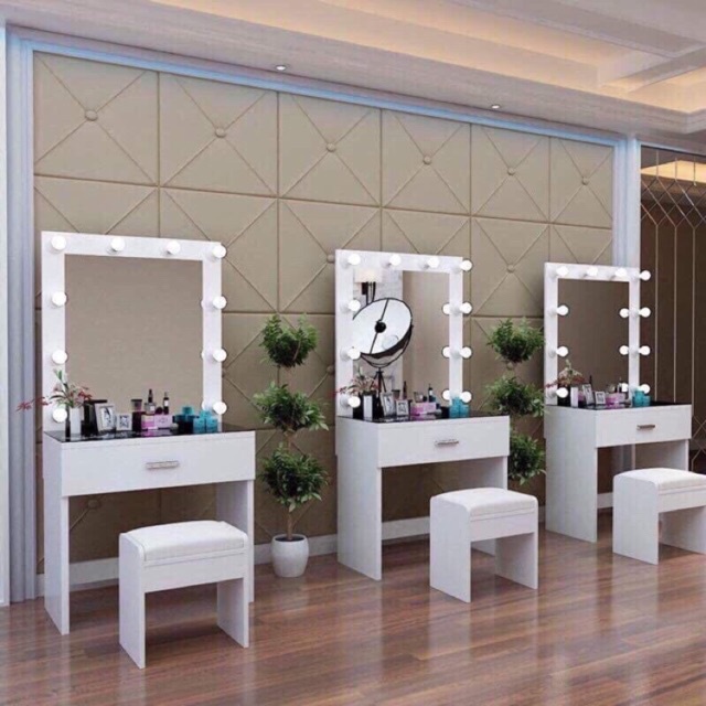 Bàn trang điểm hiện đại m150