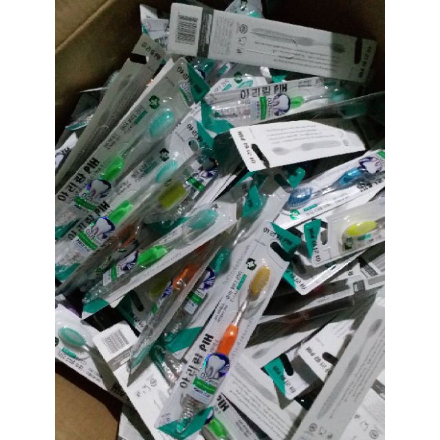 Rẻ và đẹp 10 bàn chải đánh răng hàn