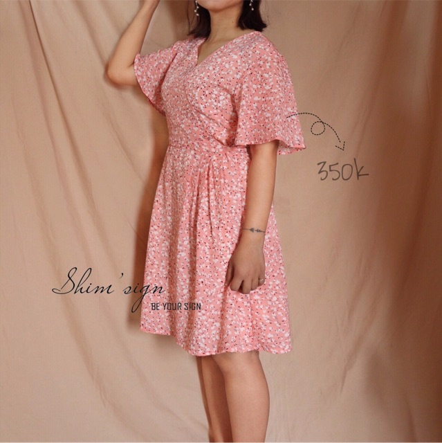 Váy lụa hoa nhí hồng