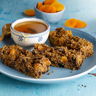 Mơ sấy dẻo hữu cơ Sunny Fruit organic apricots