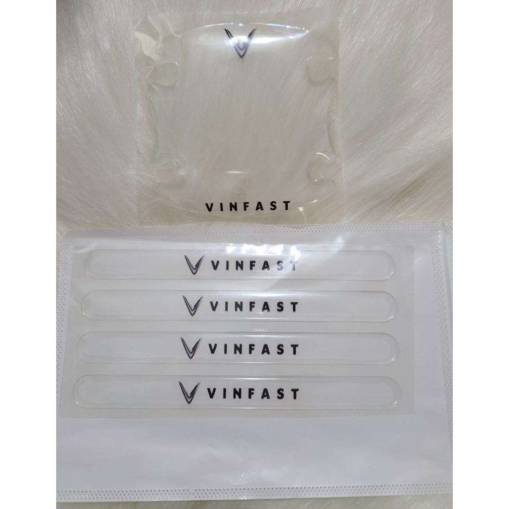 [VINFAST] Bộ 10 miếng dán hõm cửa và tay nắm silicon trong suốt chống xước tay hõm cửa logo xe Vinfast