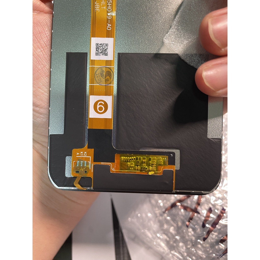 Màn hình realmi c3 tặng kèm bộ sửa 8 trong 1 và keo dán b7000 ngocthuymobile.
