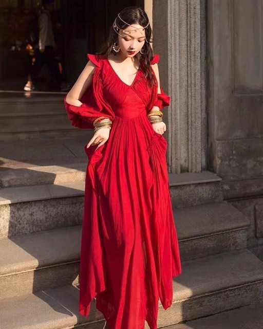 Đầm maxi xẻ tay kèm ảnh khách cuối bài