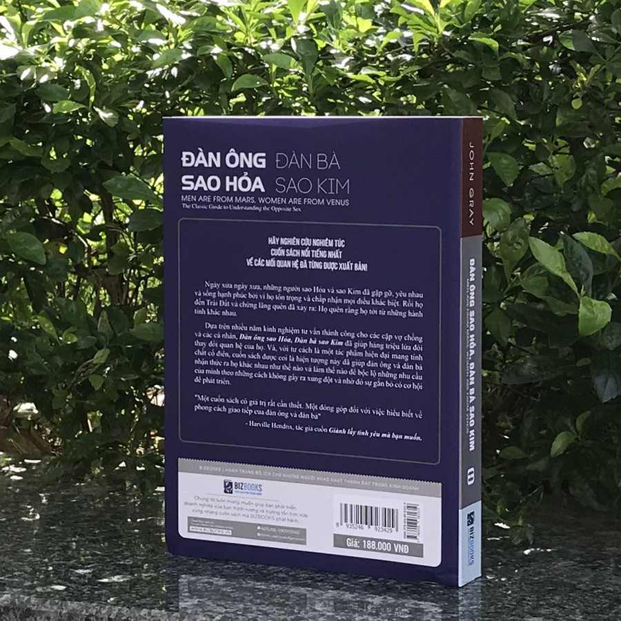 Sách Đàn Ông Sao Hỏa Đàn Bà Sao Kim (International) Tặng Kèm Bookmark