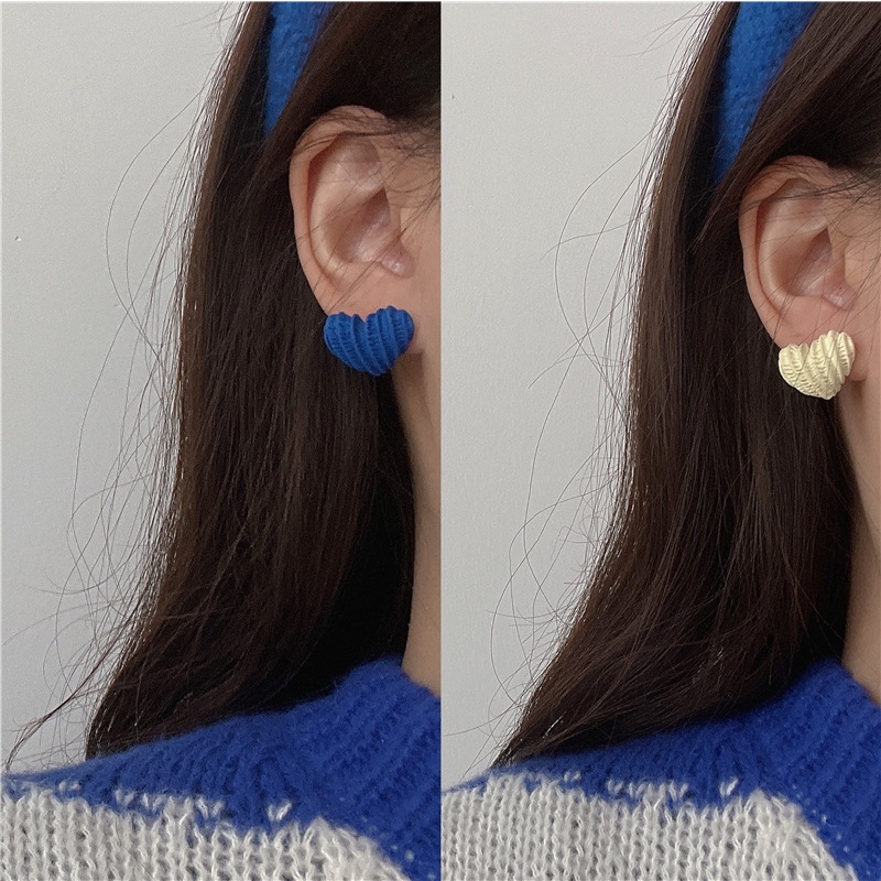 Bông Tai Hình Trái Tim Kẻ Sọc Thời Trang