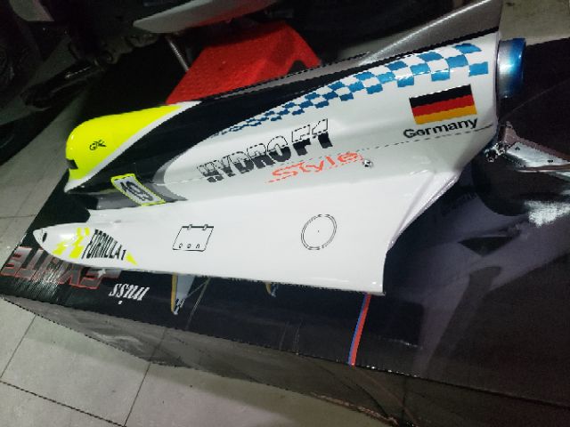Tàu chạy  pin siêu tốc độ 100km/h