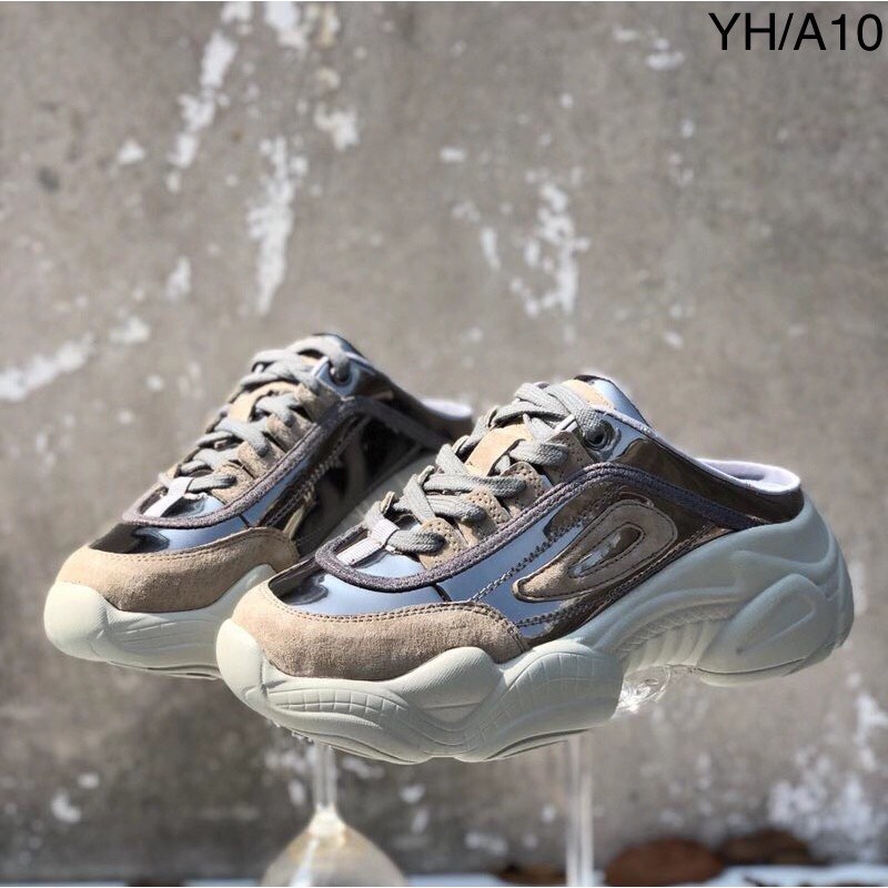 Giày sục thể thao da bóng êm chân siêu hot fullbox mã 580 | BigBuy360 - bigbuy360.vn