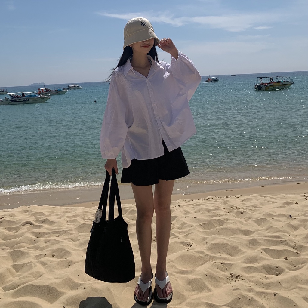 áo sơ mi trắng nữ LOLLIE STUDIO TKA340 đuôi tôm may dún