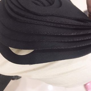 Hàng sẵn được chọn màu