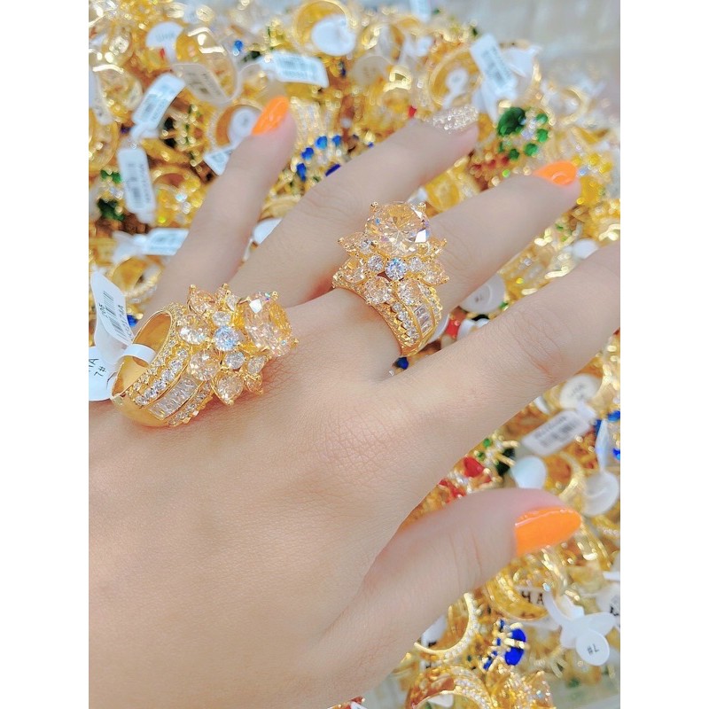 Nhẫn nữ màu vàng 18 cao cấp đính xoàn màu cực đẹp