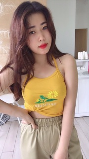 Áo yếm thêu hoa