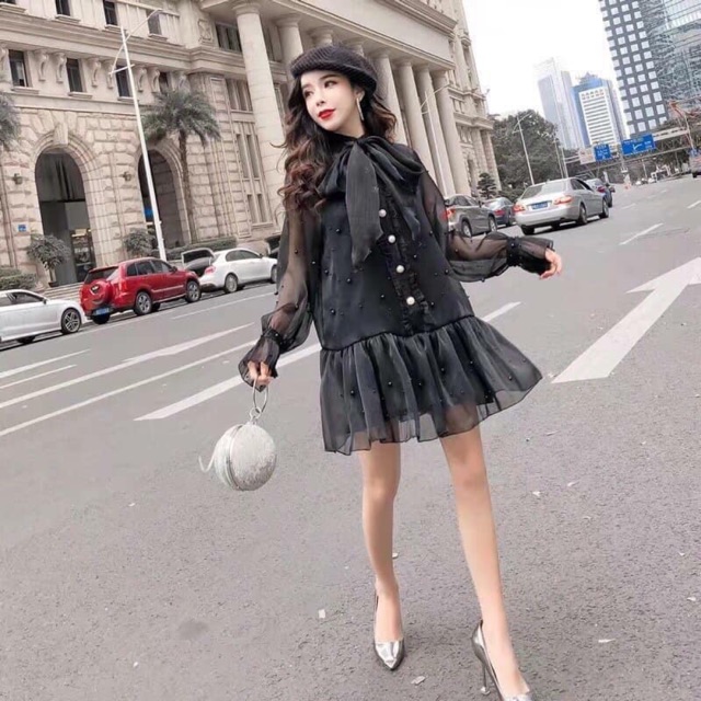 VÁY ĐUÔI CÁ CHẤM BI