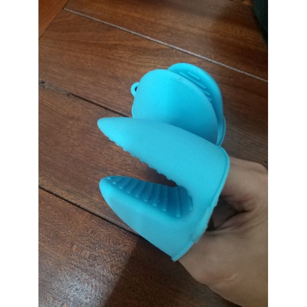 Bắc nồi chống nóng chất liệu silicon