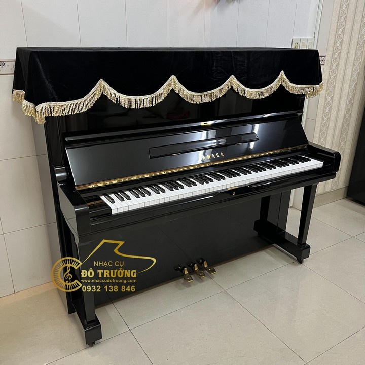 Khăn Phủ Đàn Piano Nhung đen tua rua vàng