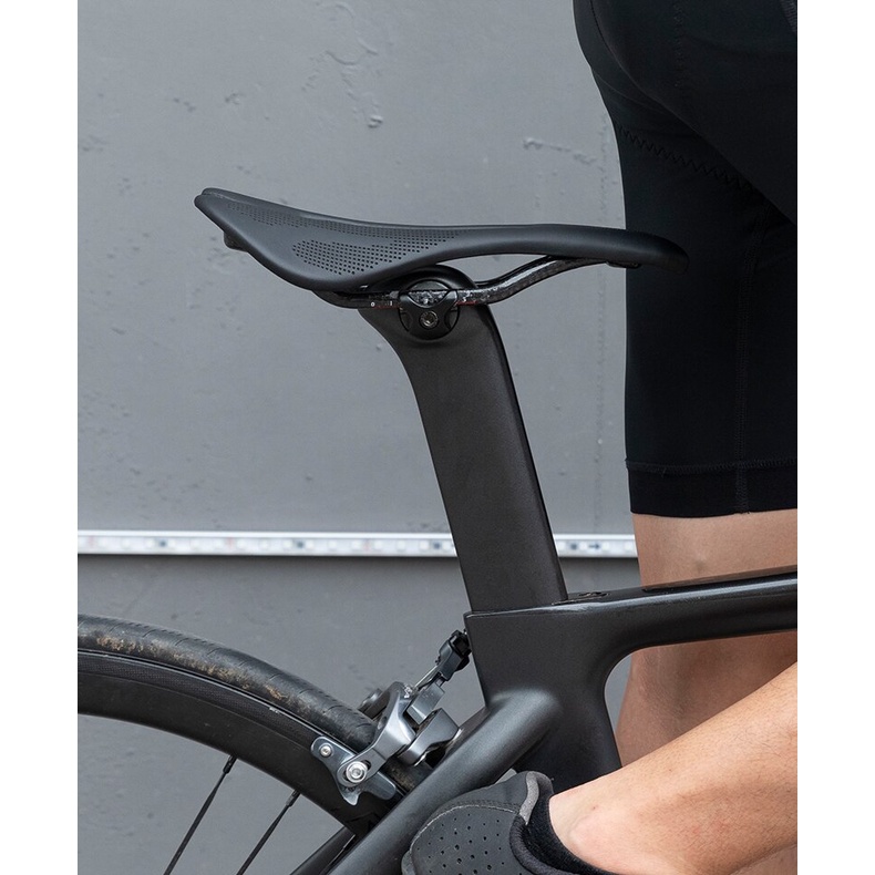 Rockbros Yên Xe Đạp Siêu Nhẹ Chất Liệu Sợi Carbon Thoáng Khí Cao Cấp