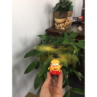 Drone minion bay cảm ứng