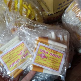 1 gói 7 chiếc kẹo hình điếu thuốc