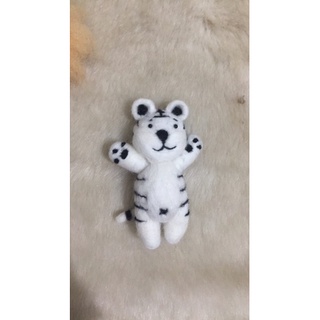 Bộ cọp len trắng cho bé