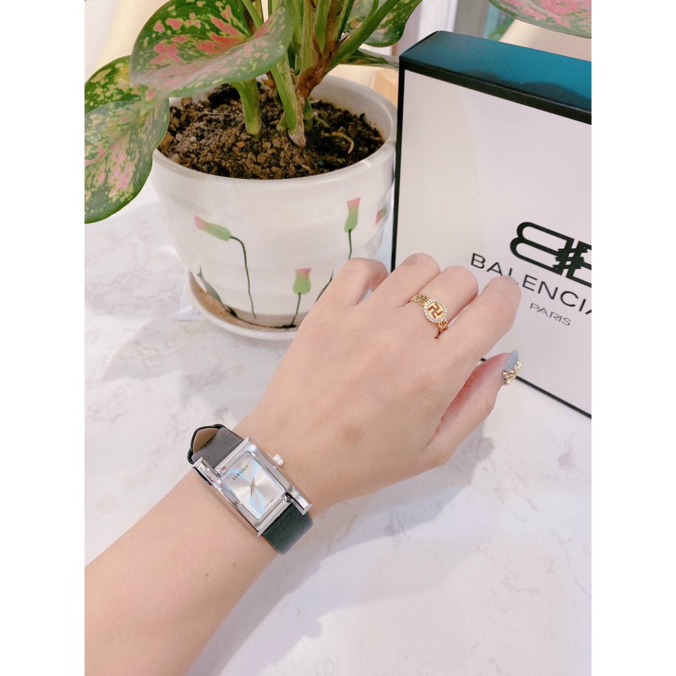(Đồng hồ nữ) Đồng hồ nữ versace nữ dây da, thẻ bảo hành 12 tháng - Dongho.versace | BigBuy360 - bigbuy360.vn