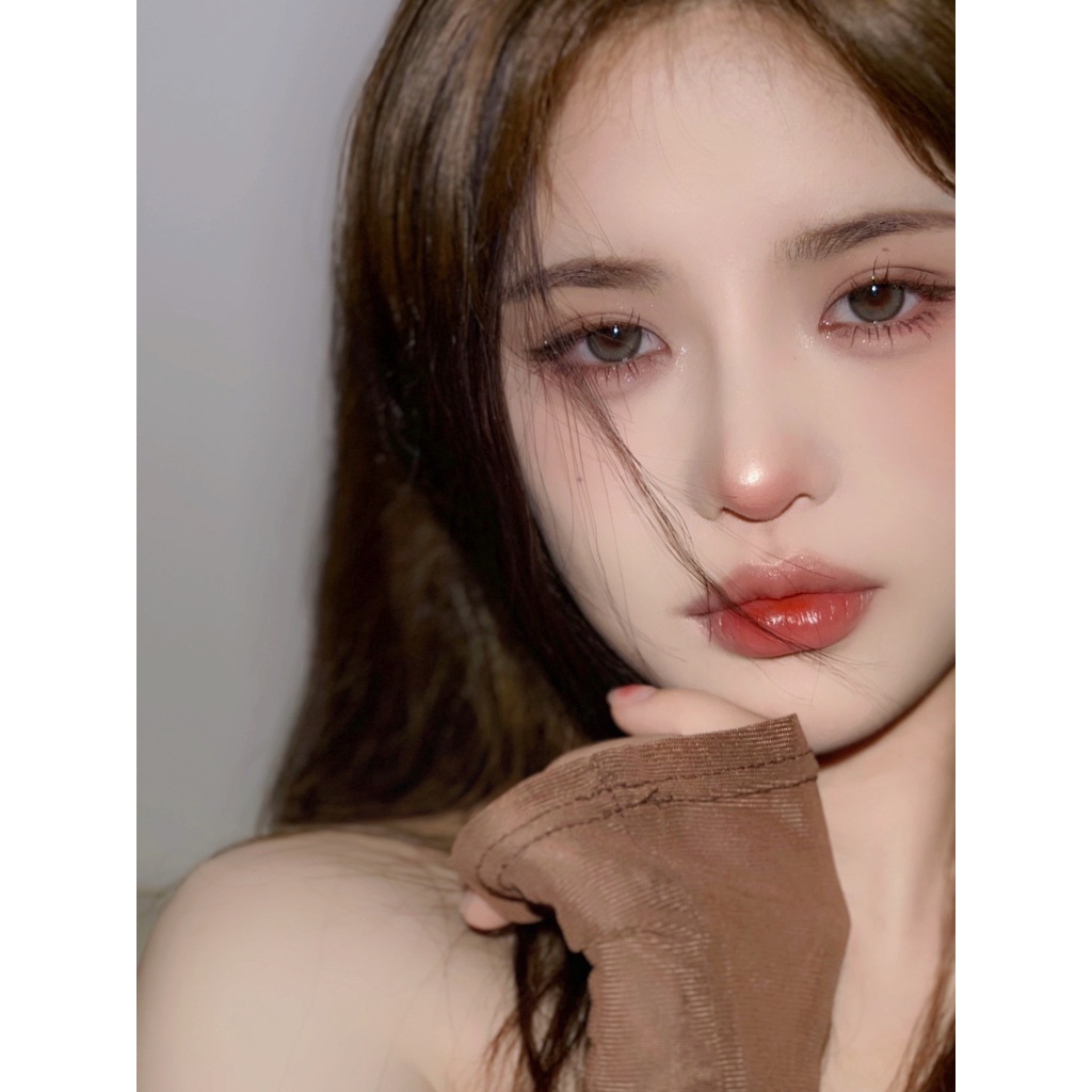 Kính áp tròng 14.20mm màu đen tự nhiên xinh xắn