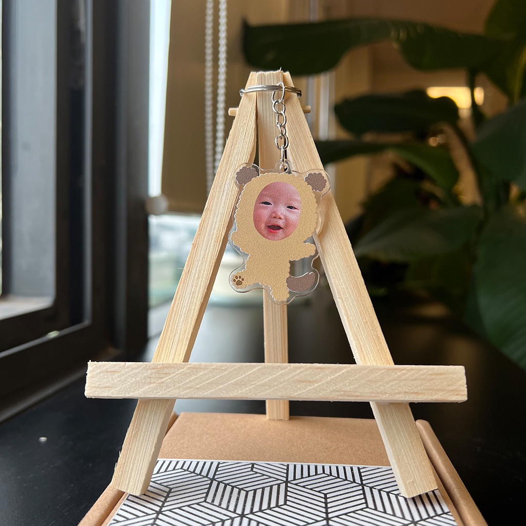 Móc chìa khóa mica cắt hình bé dễ thương và ghép ảnh vào chibi theo yêu cầu