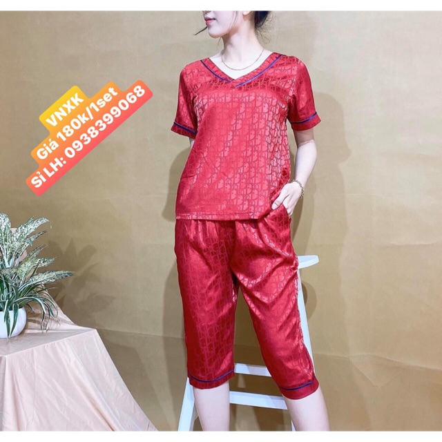 Bộ lụa lỡ cổ tim