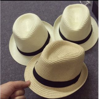 Mũ phớt cói vành nhỏ cho cả Nam và nữ