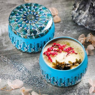 Nến/ Sáp Thơm Hoa Khô Để Phòng/ Spa, Phòng Ngủ- Thư Giãn, Mùi hương dễ chịu - Hộp thiếc siêu dễ thương/ Mùi ngẫu nhiên