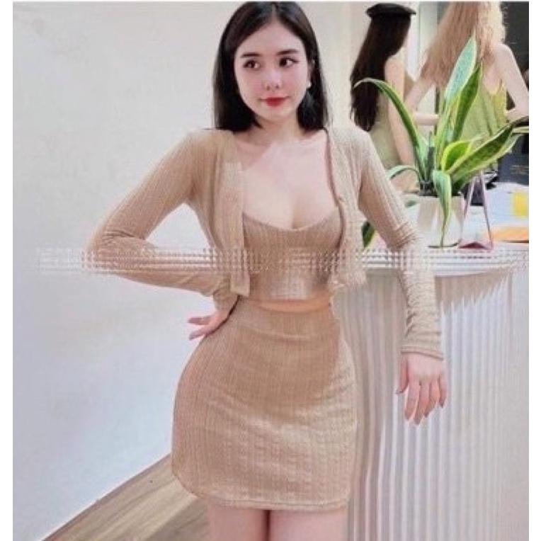 Set Bộ 3 Món Áo Dây Cổ U Kèm Chân Váy Ôm Và Áo Khoác Croptop Hình thật cuối