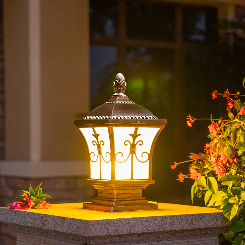 Đèn trụ cổng chất liệu hợp kim sơn tĩnh điện hai màu đèn/vàng Tặng bóng led Lỗi 1 đổi 1