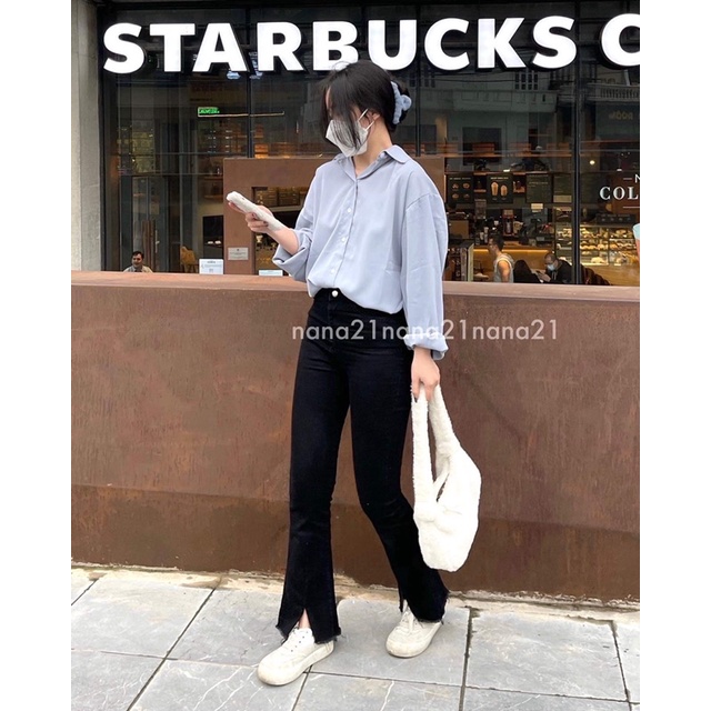 Quần jeans ống xẻ loe