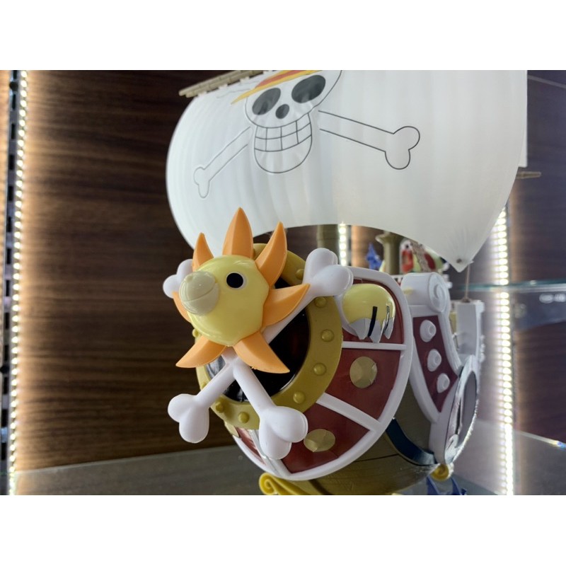 Tàu Thousand Sunny - băng Hải tặc Mũ Rơm One Piece