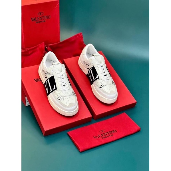 💥CHUẨN 1:1💥Giày Sneaker Va len ti no đế đúc da thật nhập khẩu_Giày thể thao VLTN tăng chiều cao hàng xuất khẩu New