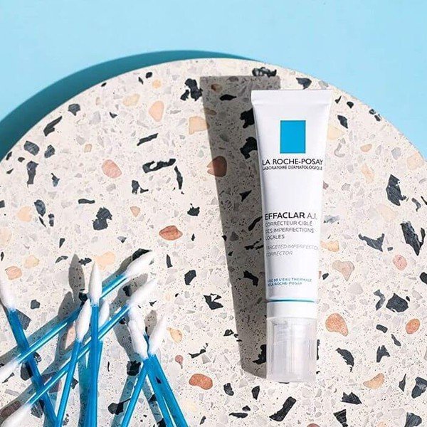 Kem giảm mụn La Roche-Posay Effaclar A.I. 15ml chuyên biệt dành cho các đốm mụn