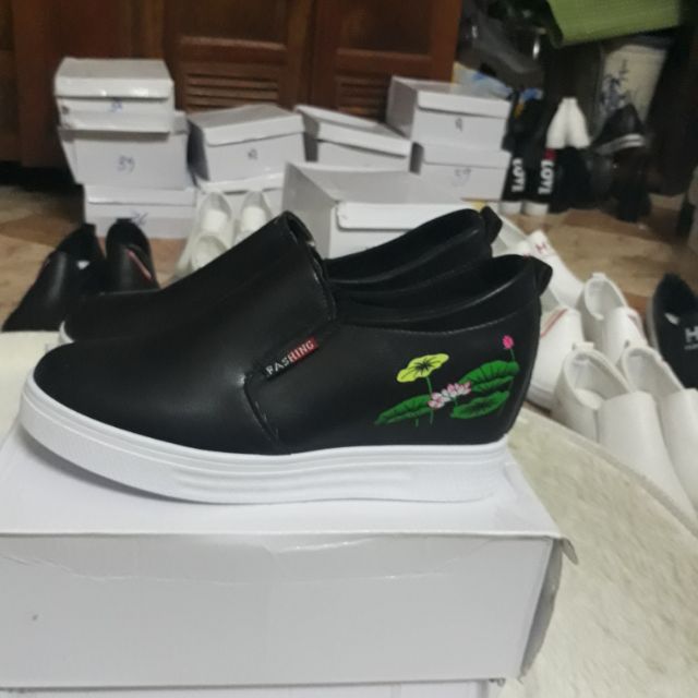 Freeship 99k TQ_Combo 4 giầy