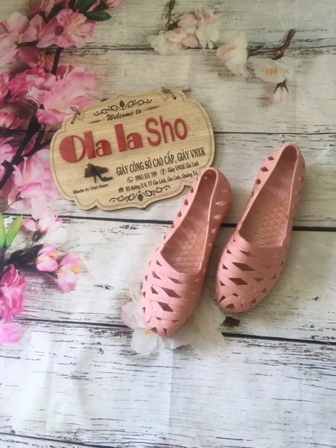 Giày rọ nhựa đi mưa hàng êm chân