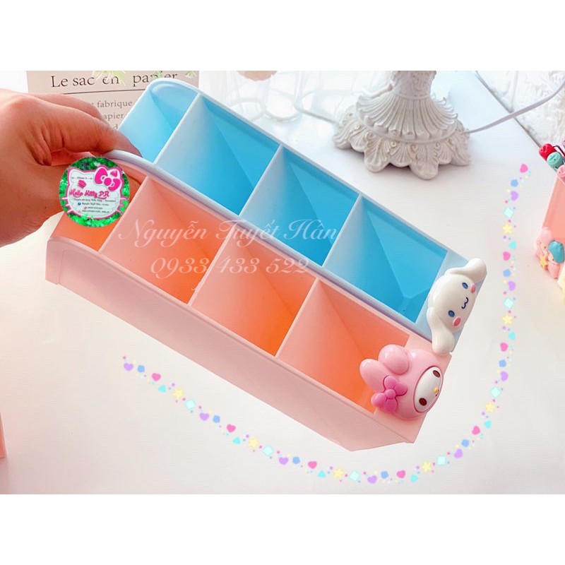 Kệ đựng phụ kiện, bút viết Hello Kitty - Doremon Doraemon