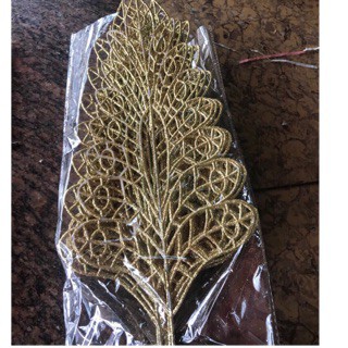 Cành lá phúc trang trí oản tài lộc