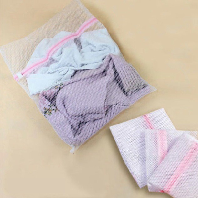 Túi giặt lưới 60*60 Daiso xuất Nhật