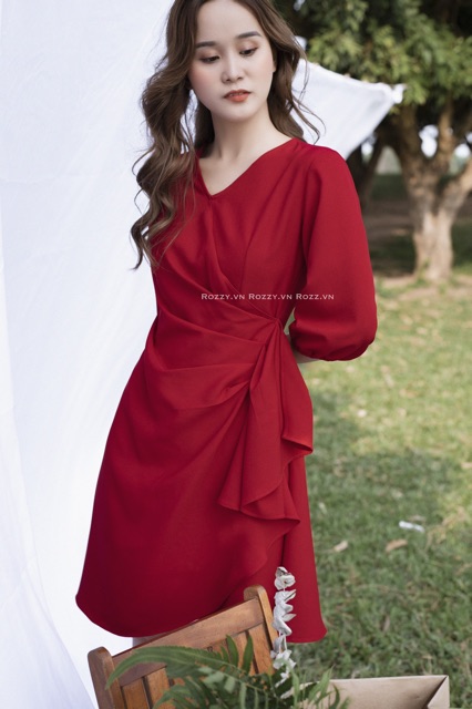 Lena Dress - Váy đắp vạt chéo xếp eo | BigBuy360 - bigbuy360.vn