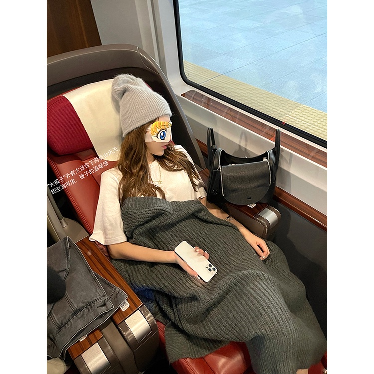 Áo khoác cardigan dáng rộng tay dài thời trang thu đông phong cách Nhật Bản cao cấp | BigBuy360 - bigbuy360.vn