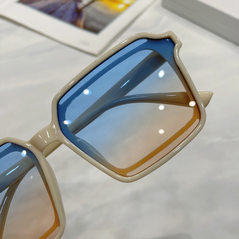 Kính Mát Gọng Lớn Thời Trang Chống Tia UV Phong Cách Retro Cho Nữ 2022