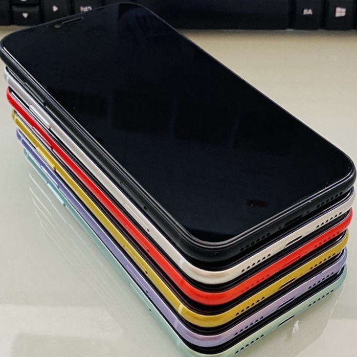 Mô hình trưng bày ip11 màu vàng, đen, đỏ, tím, trắng, xanh ngọc