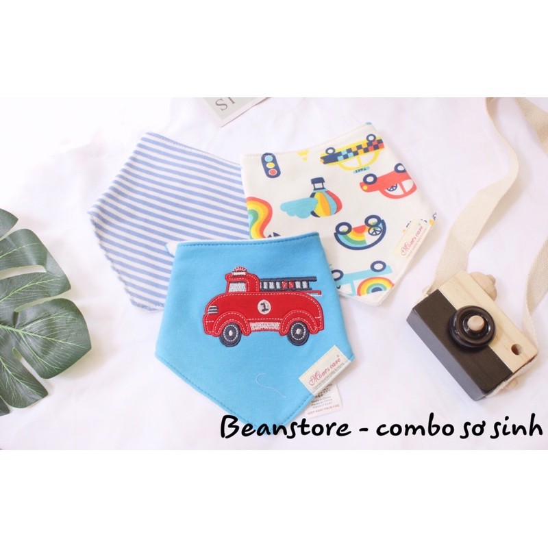 Set 3 Yếm tam giác Momcare cho bé tập uống và ăn dặm