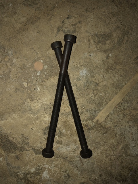 Sản phẩm gia đình làm: BLXT phi 10 dài 20cm đen rin.