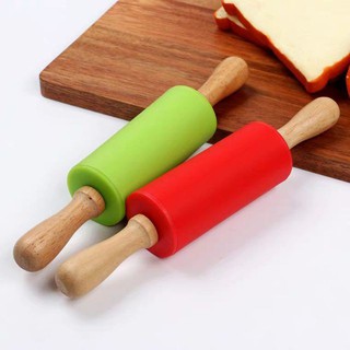 Cây lăn bột, cán bột tay gỗ . .