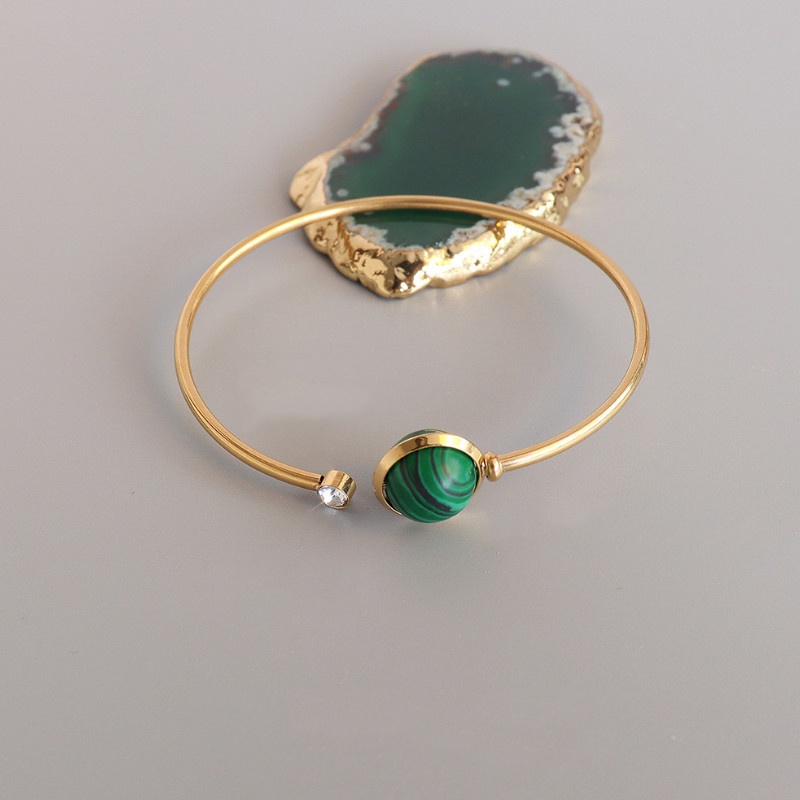 Vòng Tay Nữ Titan Ko Han Rỉ TT 3785