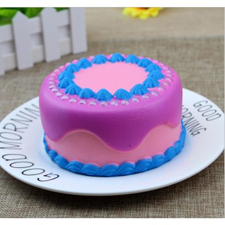 Squishy Bánh Kem Ngọc Trai