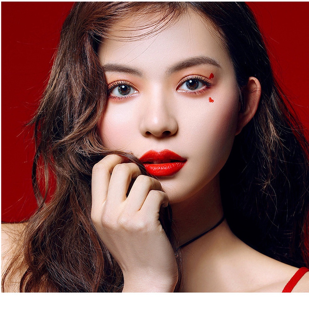 Son Lì Dưỡng Ẩm Màu Đỏ Nhung
